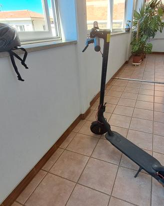 Monopattino Xiaomi Electric Scooter Pro 2 