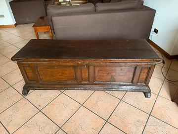 Cassapanca in legno massello