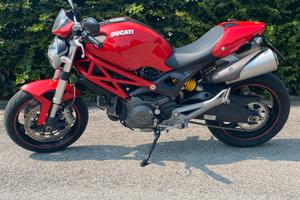 Ducati Monster 696+
