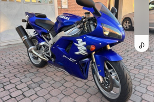 Yamaha r1 carburatori 1998