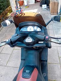 Yamaha T Max - 2003