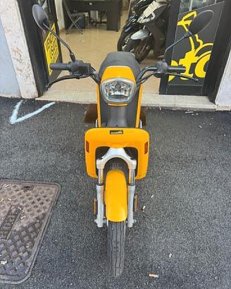 Askoll eS3 50 elettrico fine 2018 - PERMUTE