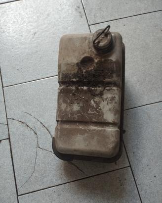 serbatoio benzina lambretta j50
