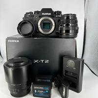 Fujifilm X-T2 con obiettivi e acc. /kit o separati