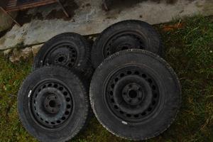  4 gomme invernali e 4 cerchi 
