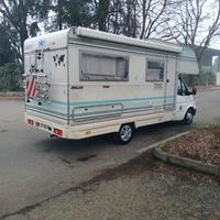 camper ford  mansardato 14000