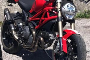 Ducati Monster 1100 - 2012