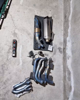 akrapovic hp bmw