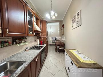 BILOCALE DOPPIA ESPOSIZIONE