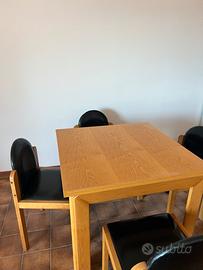 Set tavolo allungabile con 4 sedie