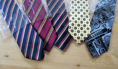 Cravatta in Seta 100% NUOVE