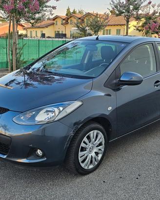 Mazda 2 benzina