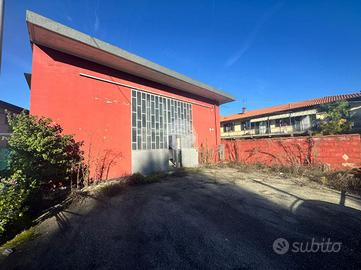 CAPANNONE A VOLPIANO