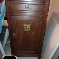 comodino comò e specchio 