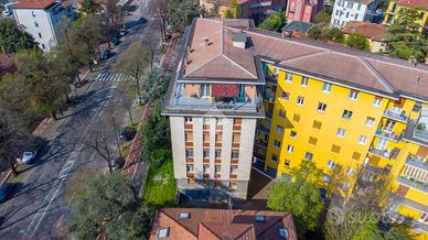 4 LOCALI A PARMA