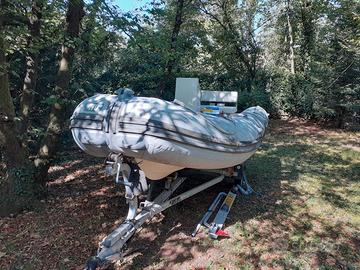 Gommone BWA 4.7m + carrello