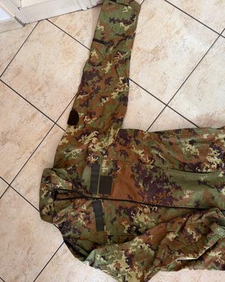 Abbigliamento mimetico