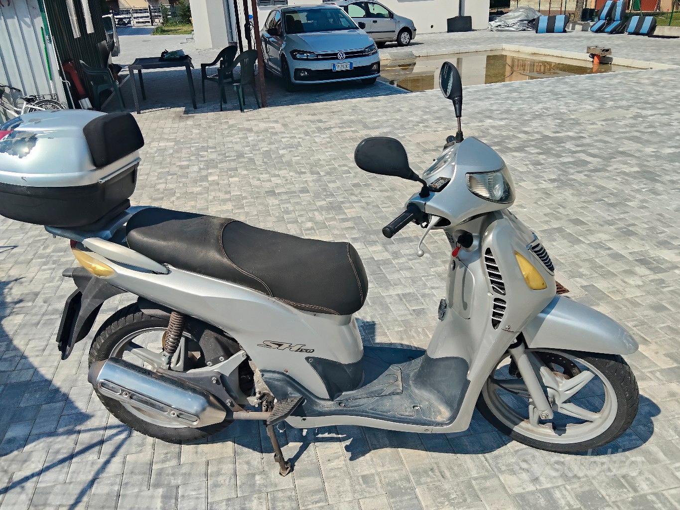 honda-sh-150-moto-e-scooter-in-vendita-a-lecco