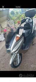 Yamaha Majesty