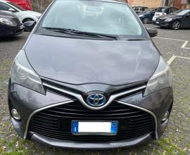 Toyota Yaris Hybrid 2016