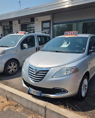 Lancia Ypsilon 0.9 TwinAir 85 CV 5 porte Metano Ec