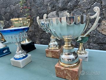 Coppe / trofei come nuovi