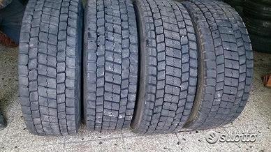 295 80 22.5 gomme brigestone usate