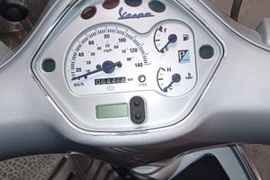 Piaggio Vespa 200 L - 2004