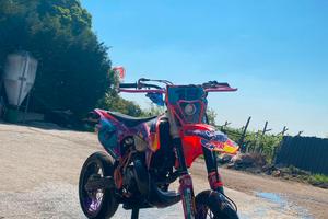 KTM 300