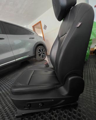 SEDILI ANTERIORI E POSTERIORI ALFA ROMEO STELVIO