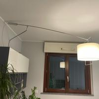 Lampadario telescopico da parete orientabile