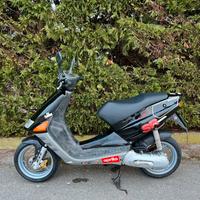 Aprilia SR 50 Replica Max Biaggi