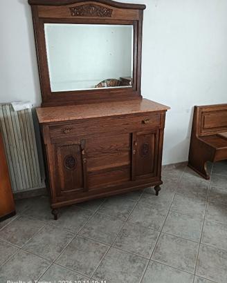 Mobile credenza