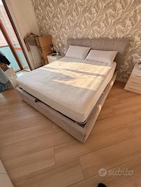 Letto matrimoniale con contenitore