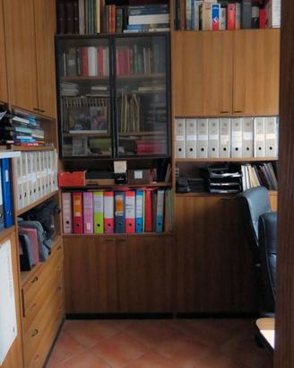 Libreria capiente e robusta