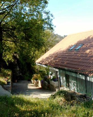 Appartamento mansarda in villetta isolata