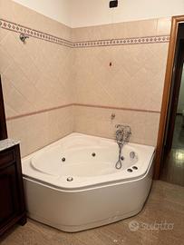 Vasca Idromassaggio angolare 140x140