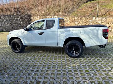 Mitsubishi L200 Club Cab - 56000 km