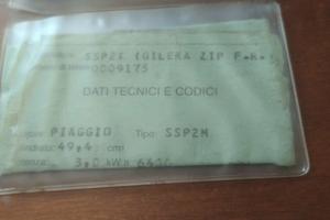 zip più libretto piccolo