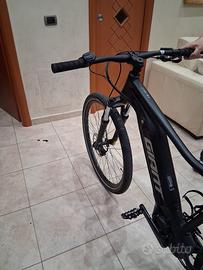 Bici elettrica marca GIANT