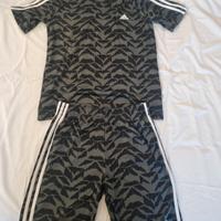 Completo ADIDAS pantaloncini e t shirt