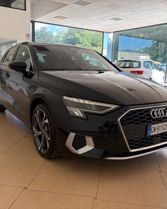 Audi A3 SPB 30 g-tron S tronic Business Advanced M