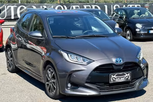 Toyota Yaris 1.5 Hybrid 5 porte Trend