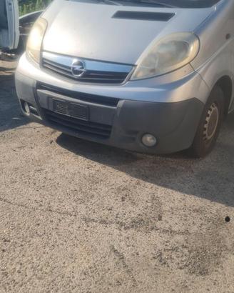Ricambi opel vivaro cofano paraurti anteriore trav