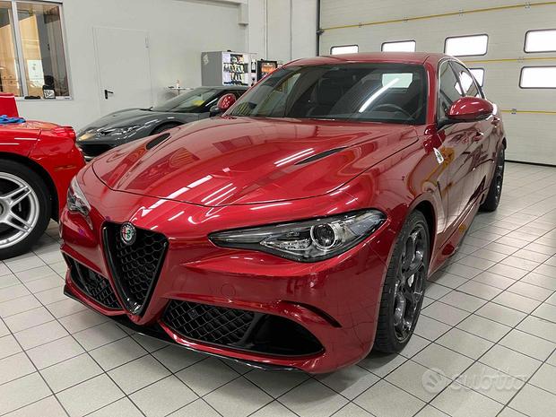 ALFA ROMEO Giulia 2.9 T V6 AT8 Quadrifoglio