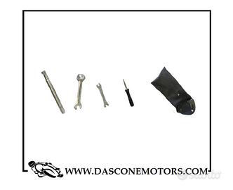 KIT ATTREZZI SOTTO SELLA USATI TMAX 2001 2011