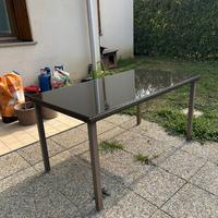 Tavolo da esterno