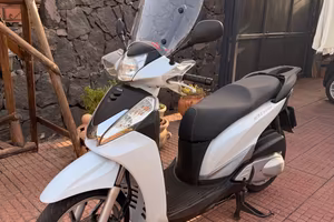 Honda SH 300 i Sport