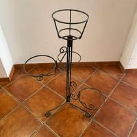 Portavasi in ferro battuto