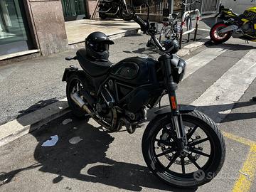 Ducati Scrambler icon dark 800 MY20